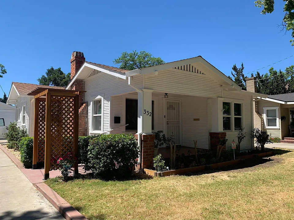 332 W Eaton Ave
