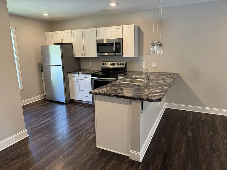 1800 Sun Valley Rd — Photo 8