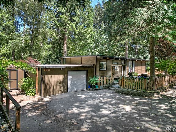 2nd image of 2924 NE 178th St