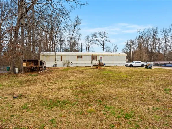 1200 NE Derby Dr, Cohutta, GA 30710