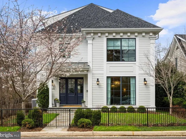 5321 Macomb St NW, Washington, DC 20016