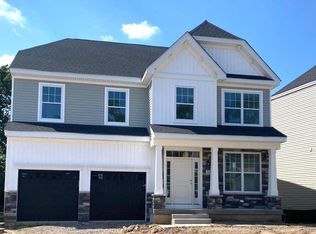 30 Misty Meadow Ln, Hamilton, NJ 08619