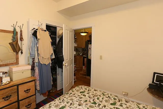1935 N Wood St #2F — Photo 10