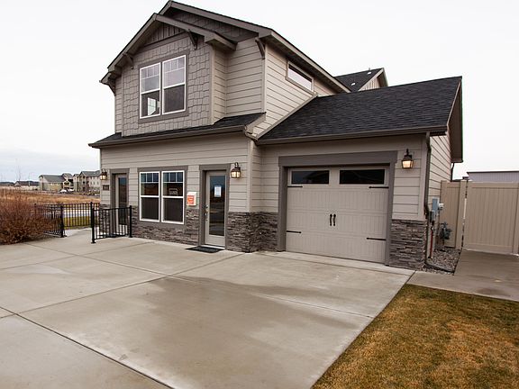 2nd image of 3664 N Croghan Dr
