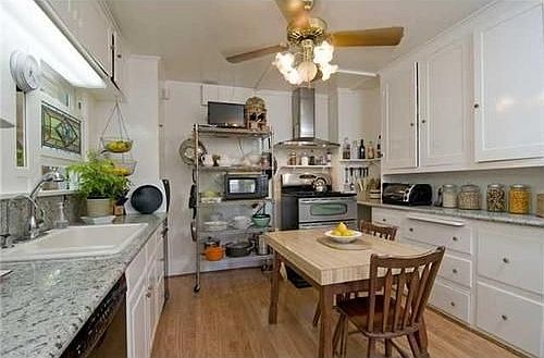 4th image of 3920 Alameda Dr