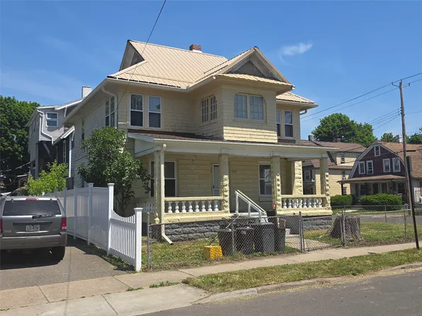 1909 Monroe St, Endicott, NY 13760