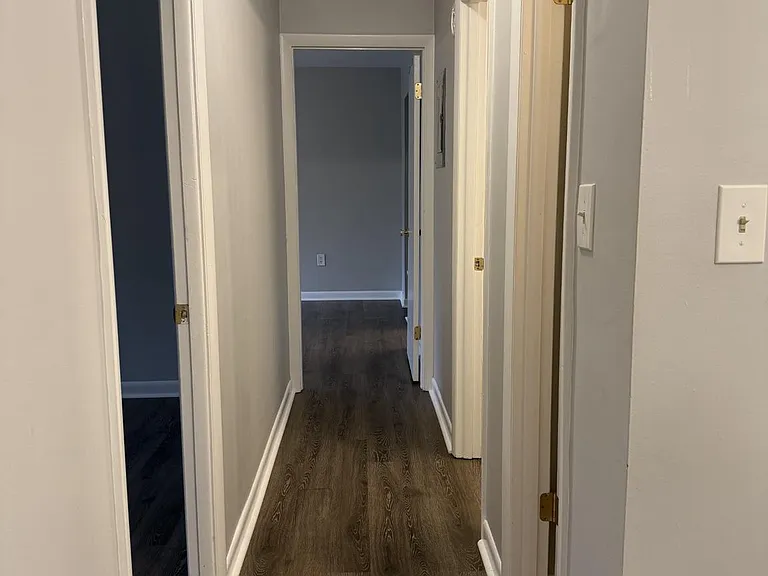 140 Royal Oak Dr #I — Photo 11