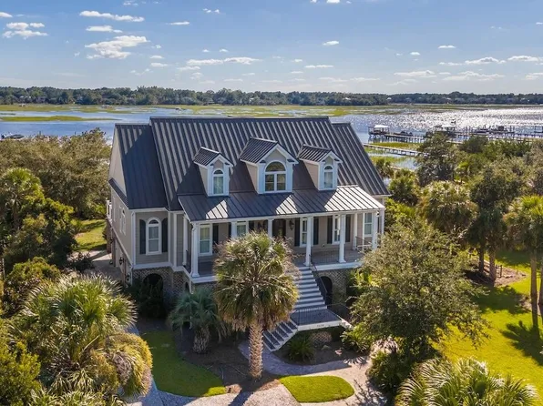 4638 Cape Island Dr, Awendaw, SC 29429