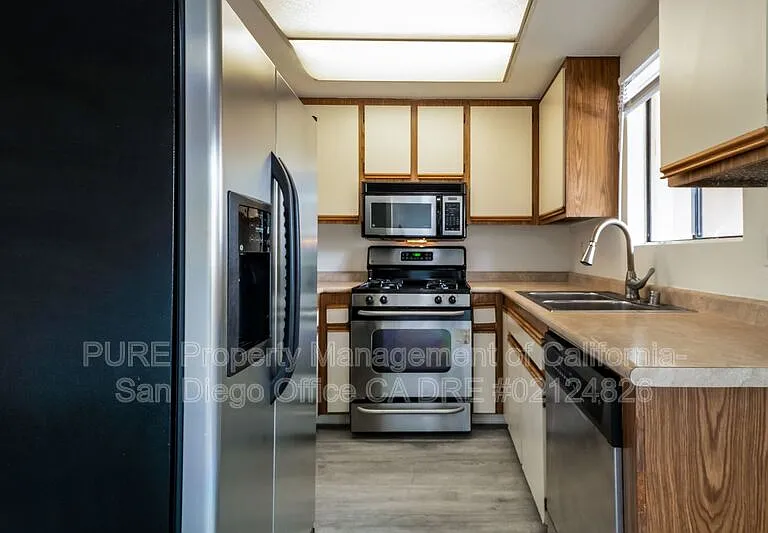 3888 San Ramon Dr #20 — Photo 5