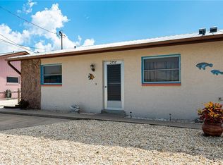 2757 Bruce St, Matlacha, FL 33993