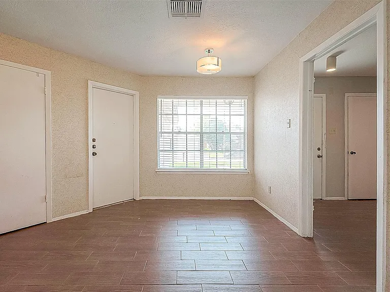 19510 Westhaven Dr — Photo 24