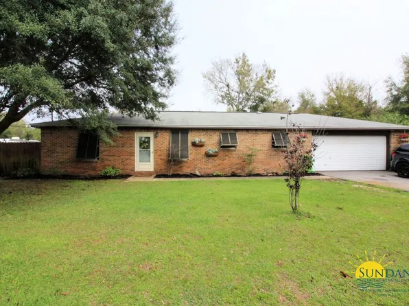 1588 Bal Alex Dr, Gulf Breeze, FL 32563