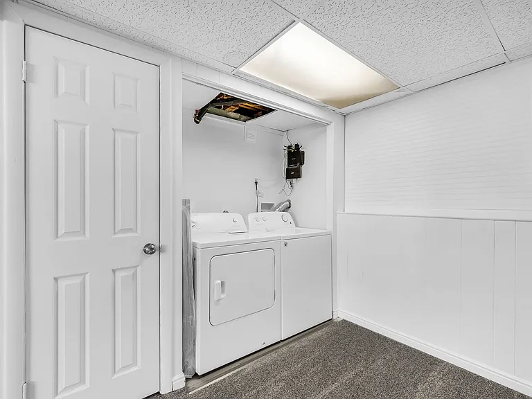 749 N Colonial Ave — Photo 18