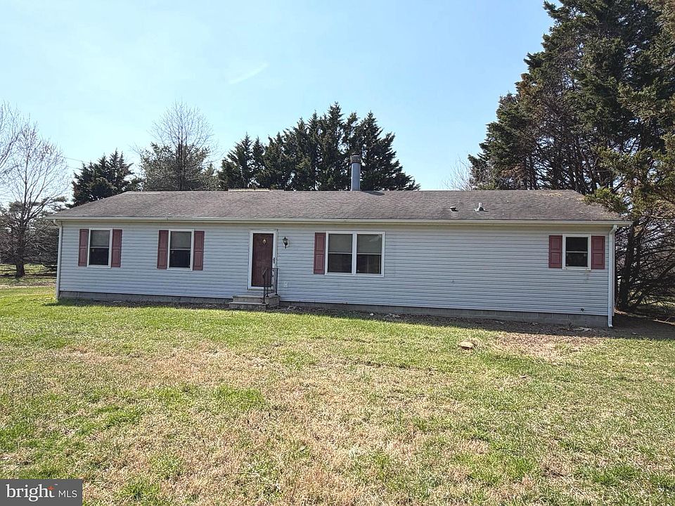 1st image of 261 Andrews Lake Rd