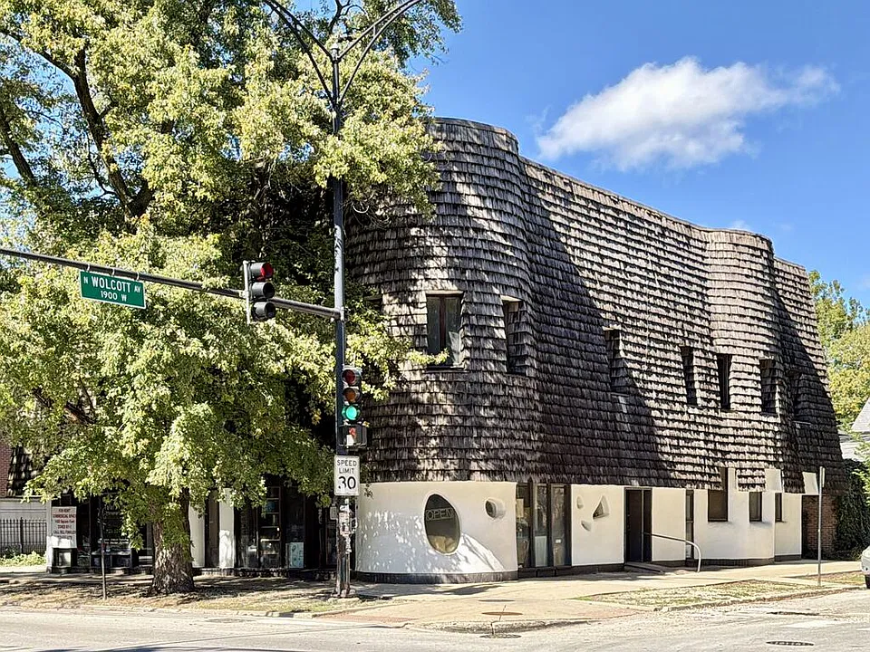 1902 W Addison Tnoferots #TNOFEROTS