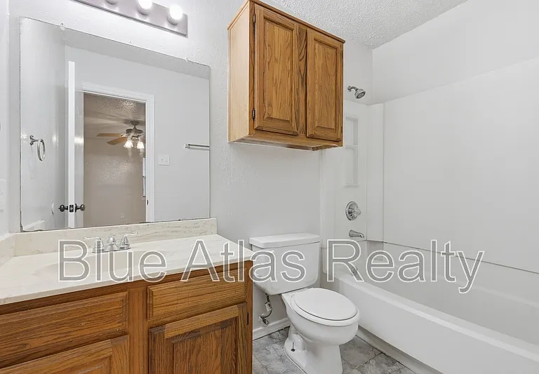 711 Penn Pl — Photo 14