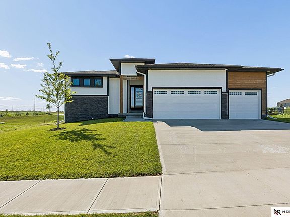 2nd image of 12009 Windsor Dr