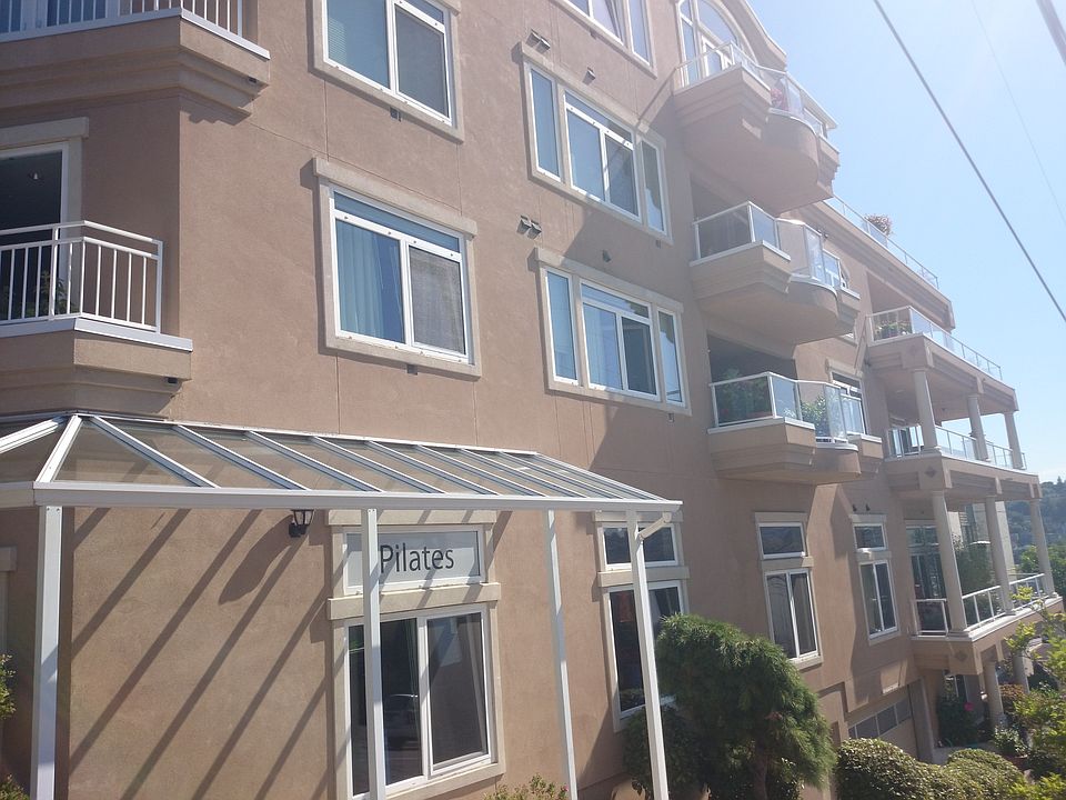 1st image of 2611 22nd Ave W APT 3