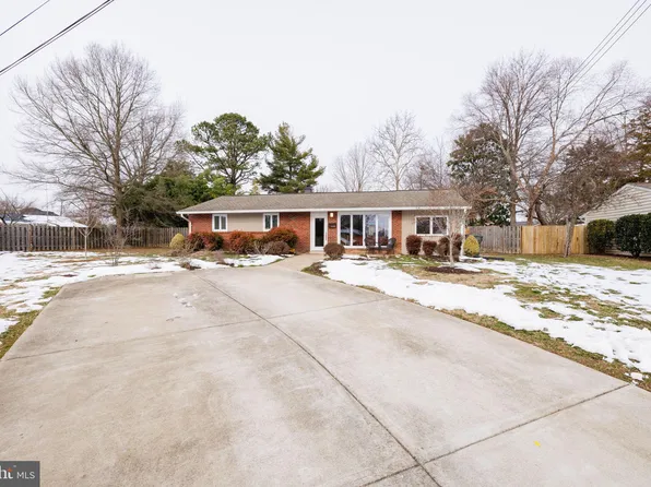 6402 Rye Ct, Alexandria, VA 22310