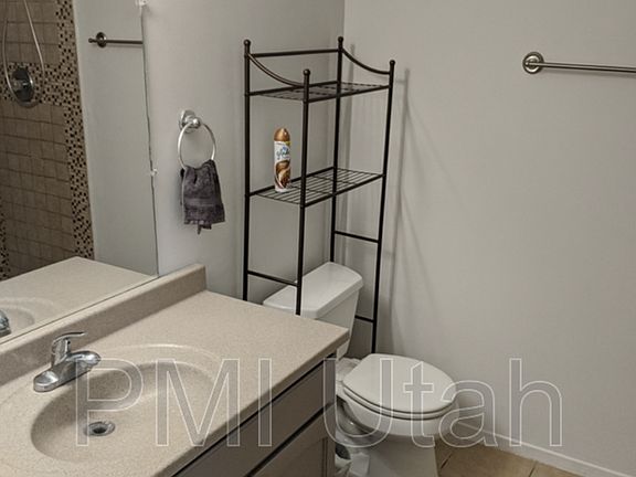 2nd image of 3437 W Sunrise Cir Unit A