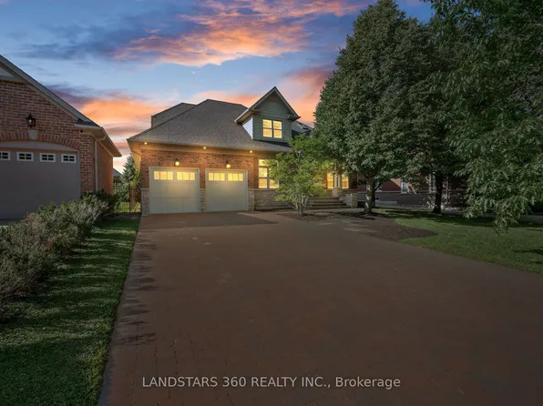 8 Royal Troon Cres, Markham, ON L6C 2A6