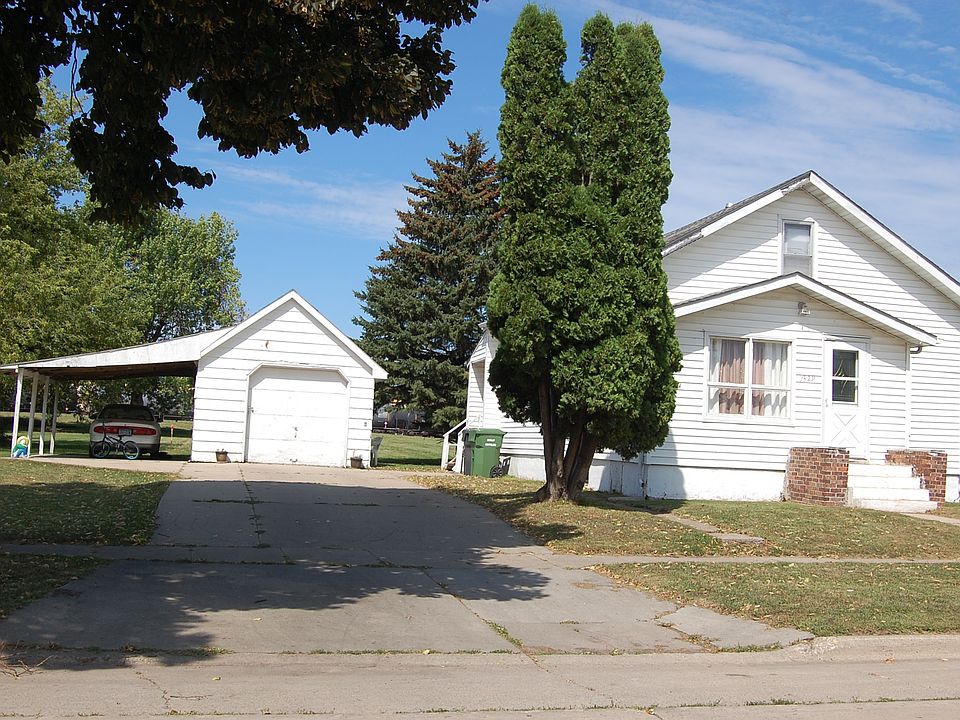 1st image of 1329 Sherwood St