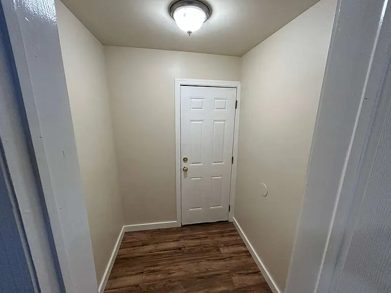 810 Carteret Ave #1 — Photo 10