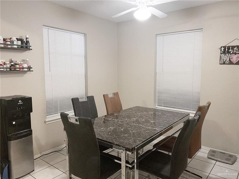 2nd image of 4001 Zinnia Ave
