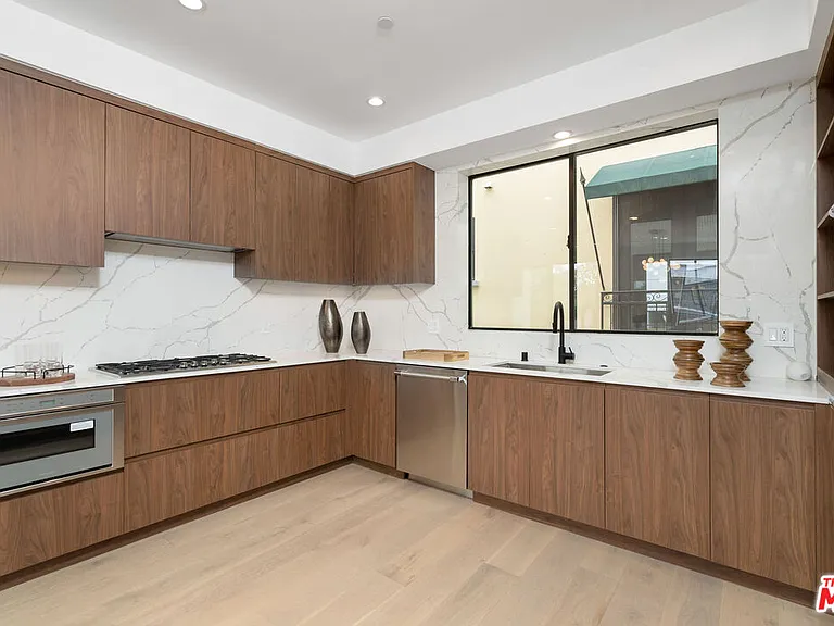 4326 Serene Pl #4 — Photo 36