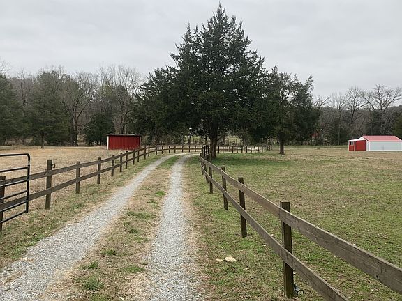 2nd image of 146 Cheatham Rd