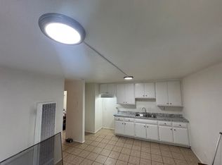 220 N Hagar St #E, San Fernando, CA 91340