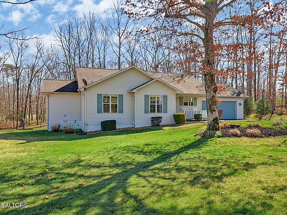 3rd image of 82 Scott Creek Rd