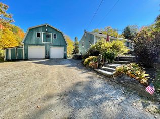 709 Muzzy Ridge Rd, Searsmont, ME 04973