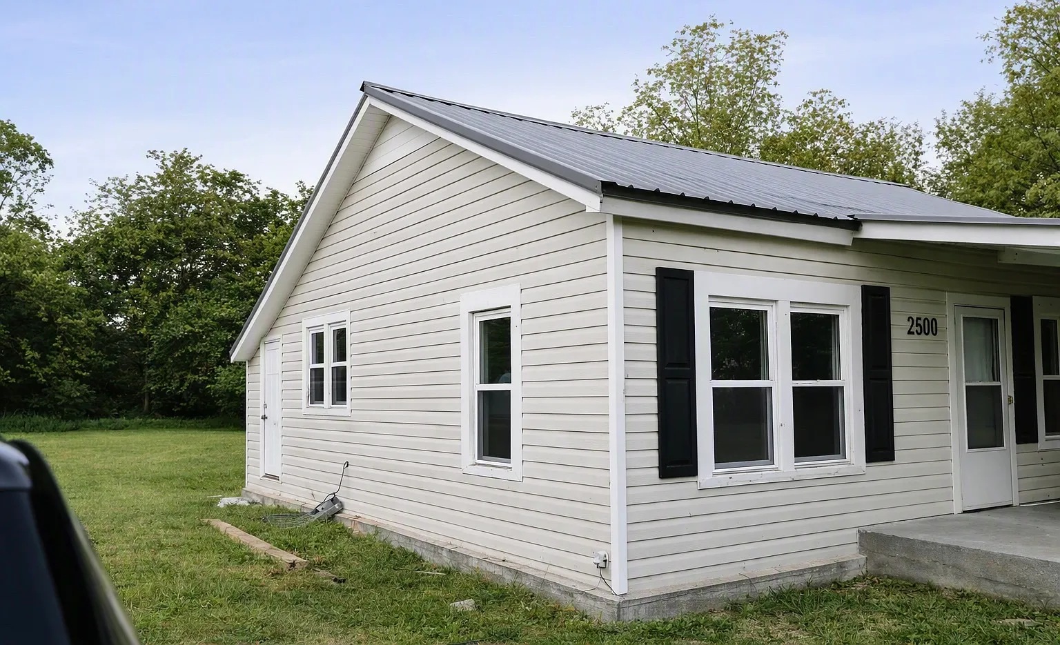 2 bed, 800 sqft, $1,600 — Photo 2