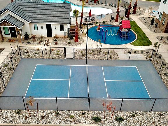 5th image of 3988 S Barstow Ln #10