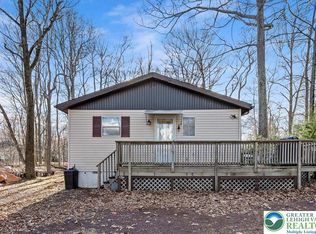 108 Bradley Rd, Tobyhanna, PA 18466