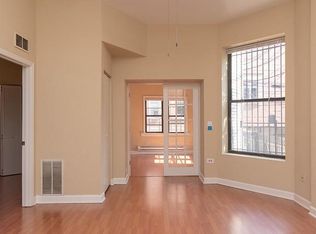 742 W. Fullerton, Chicago, IL 60614