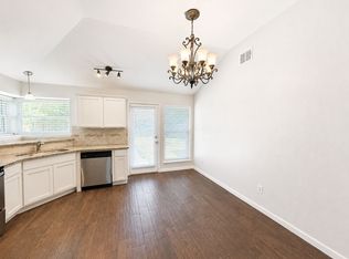 2317 Aquaduct Dr, Bedford, TX 76022