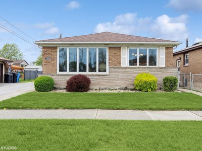 12746 S Marquette Ave, Chicago, IL, 60633