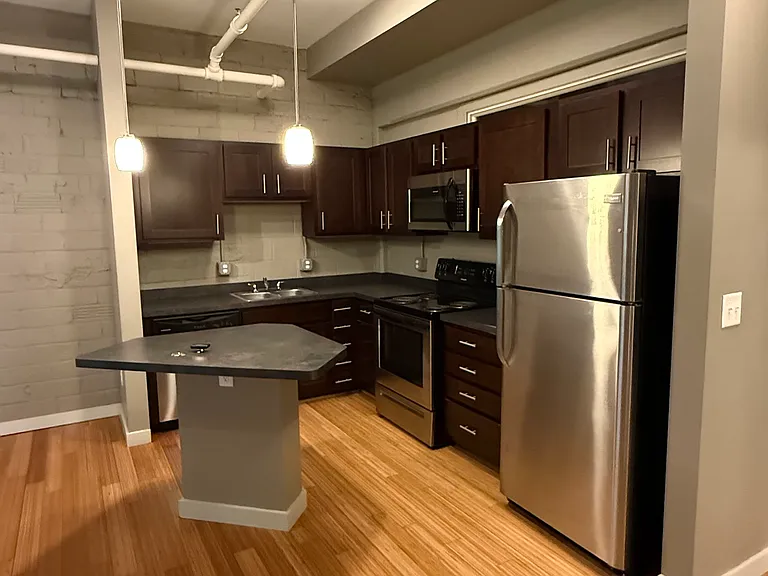 170 Florida St #102 — Photo 1