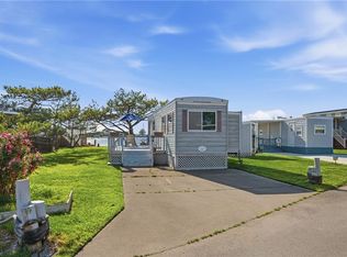 3665 Sandpiper Rd #41, Virginia Beach, VA 23456