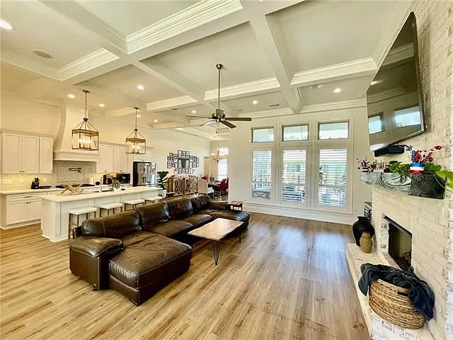 1309 Pine Needle Ct — Photo 3