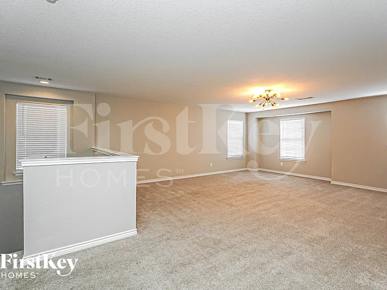 3905 Mantis St — Photo 16