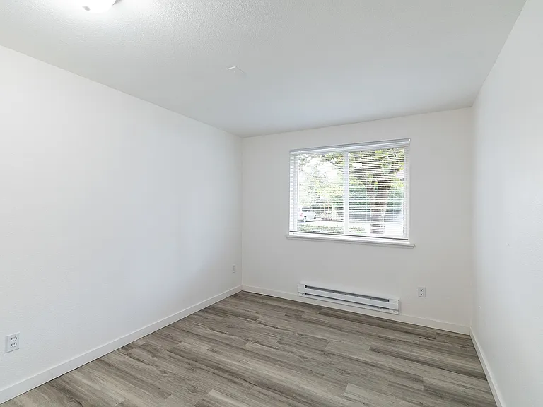 K-10 2x2 C 960SQFT (3)