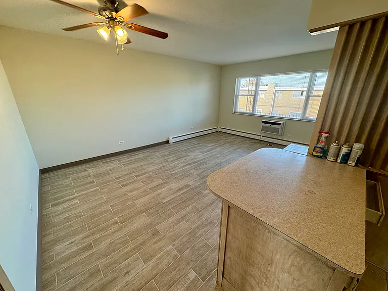 429 W Talcott Rd #2B — Photo 3