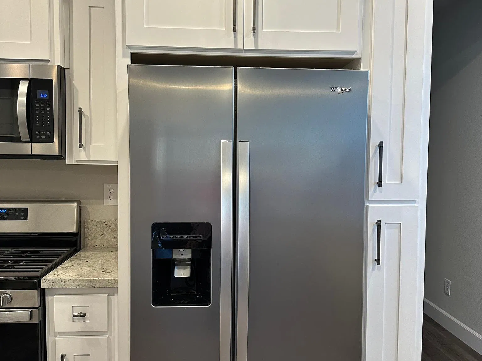 1 bed, 600 sqft, $2,050 — Photo 3