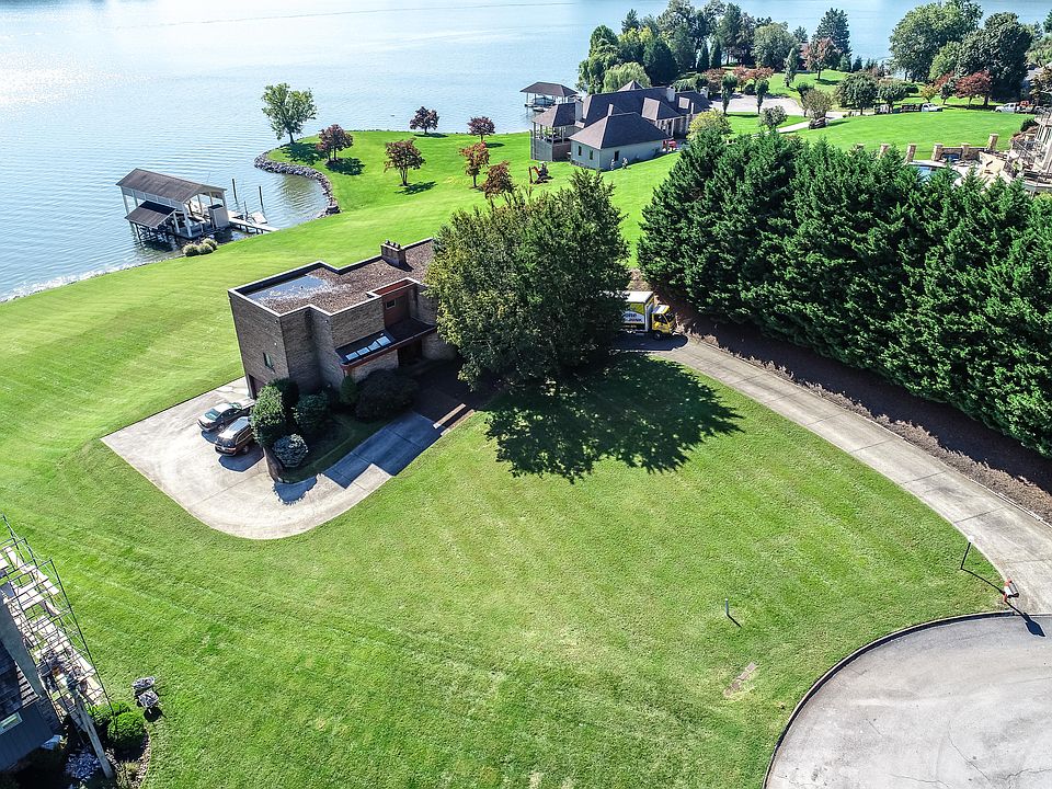 1st image of 3002 River Haven Point