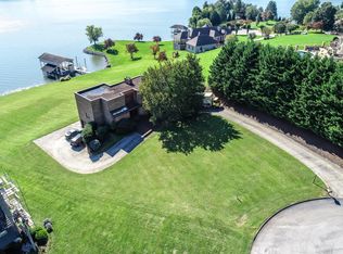 3002 River Haven Point, Knoxville, TN 37922