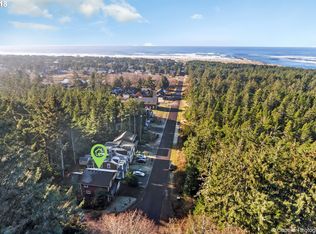 9875 Section Line St, Rockaway Beach, OR 97136