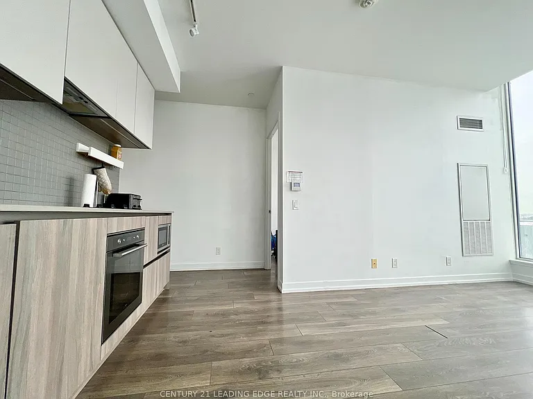 950 Portage Pkwy #302 — Photo 12